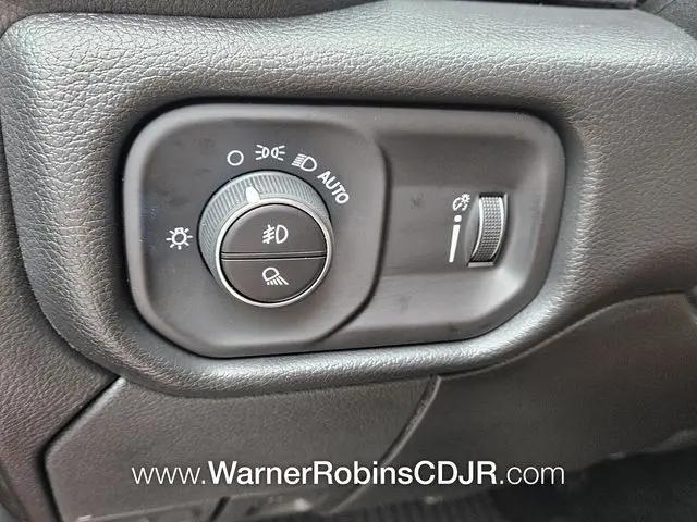 2026 Ram 3500 Tradesman Crew Cab 4x4 6'4" Box