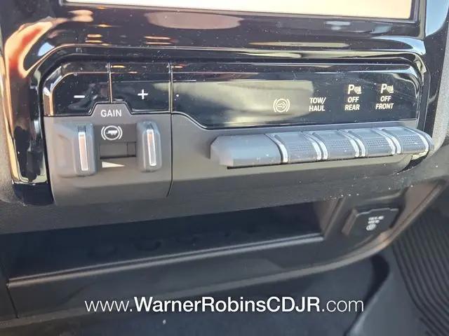 2026 Ram 2500 Tradesman Crew Cab 4x4 6'4" Box