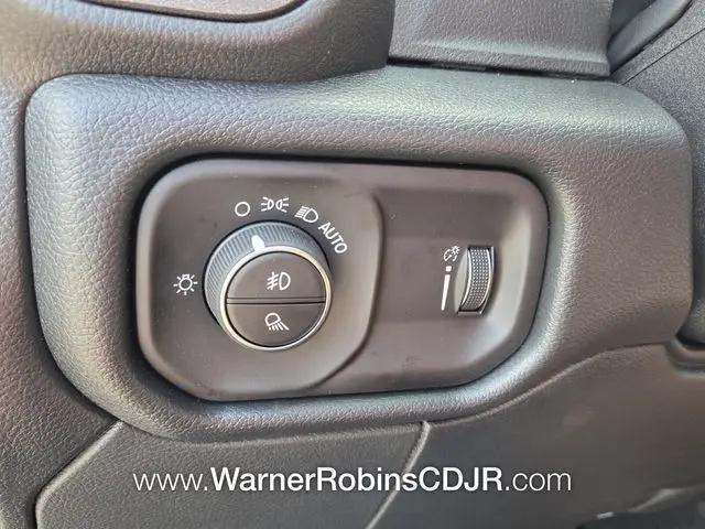 2026 Ram 2500 Tradesman Crew Cab 4x4 6'4" Box