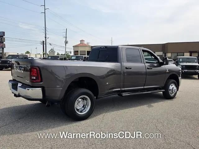 2026 Ram 3500 Tradesman Crew Cab 4x4 8' Box