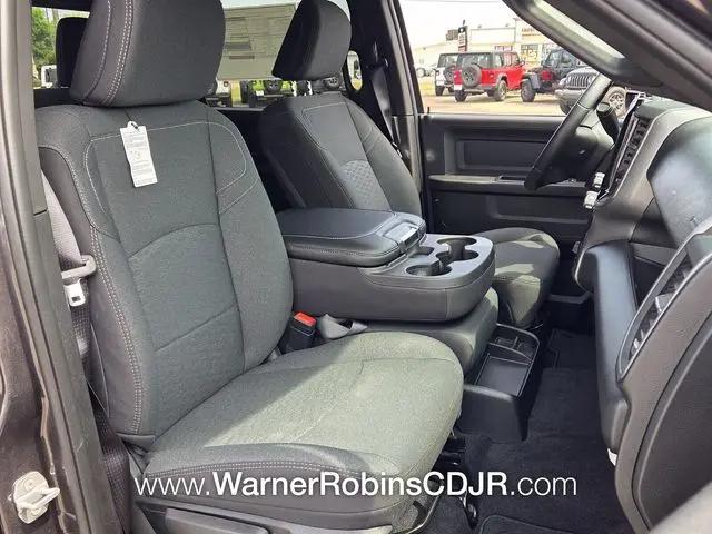 2026 Ram 3500 Tradesman Crew Cab 4x4 8' Box