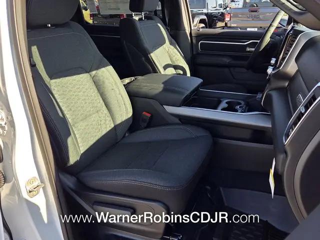 2026 Ram 1500 Big Horn Crew Cab 4x2 57 Box