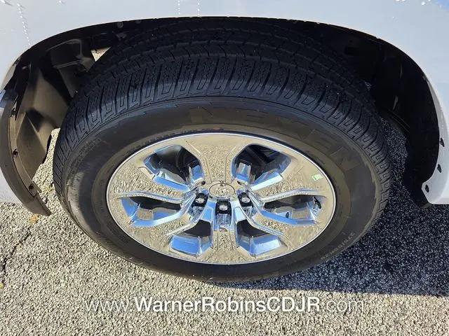2026 Ram 1500 Big Horn Crew Cab 4x2 57 Box