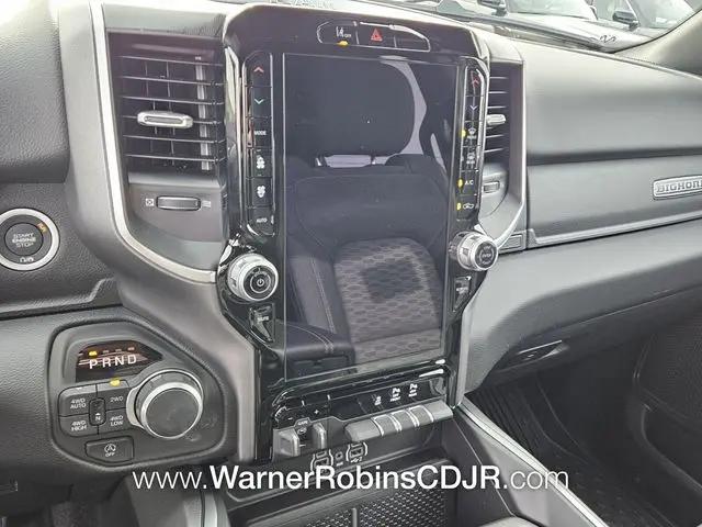 2026 Ram 1500 Big Horn Crew Cab 4x4 5'7" Box