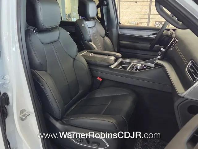 2026 Jeep Grand Wagoneer 4x4