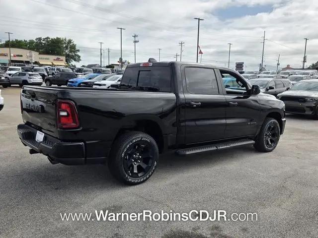 2026 Ram 1500 Express Crew Cab 4x4 5'7" Box