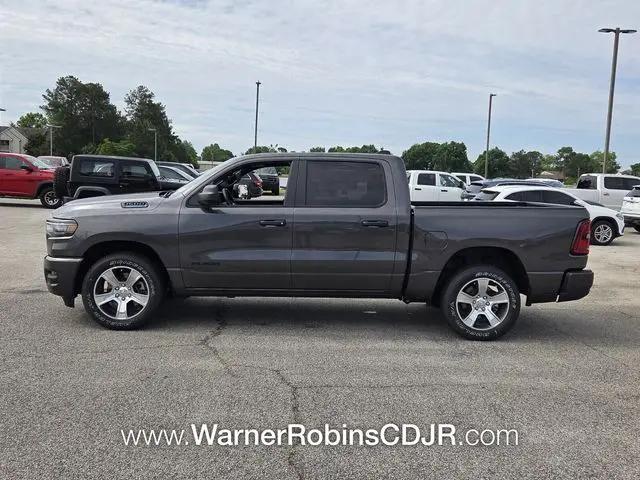 2026 Ram 1500 Express Crew Cab 4x2 5'7" Box