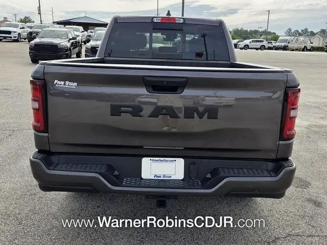 2026 Ram 1500 Express Crew Cab 4x2 5'7" Box