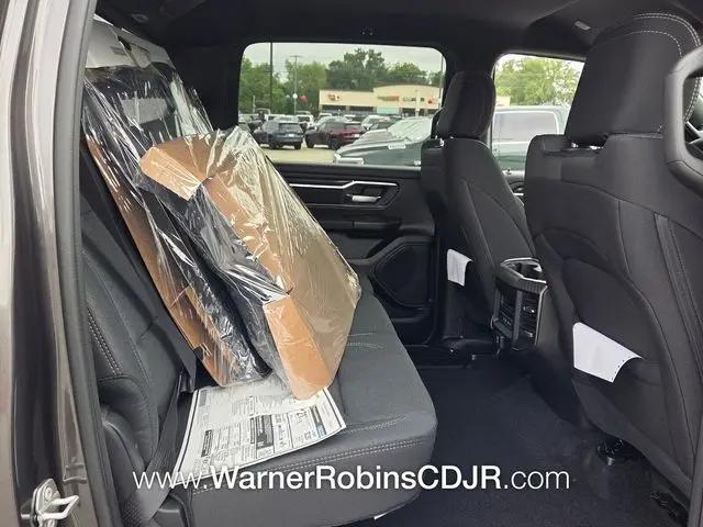 2026 Ram 1500 Big Horn Crew Cab 4x2 5'7" Box