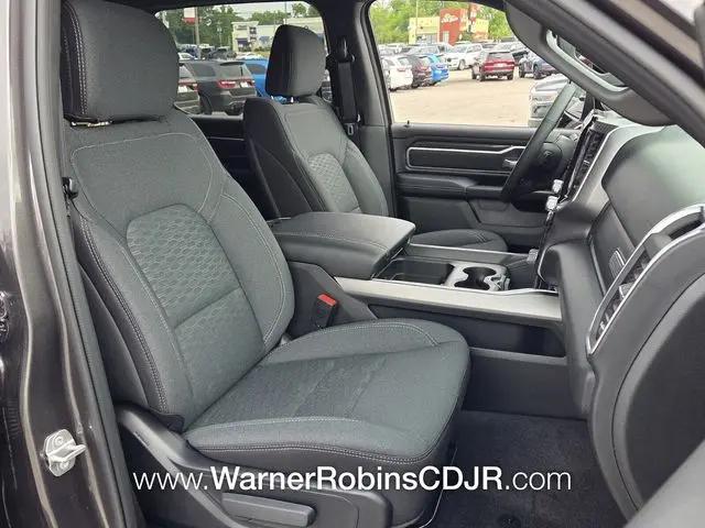 2026 Ram 1500 Big Horn Crew Cab 4x2 5'7" Box