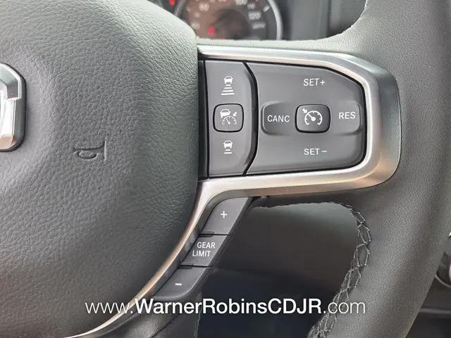2026 Ram 1500 Big Horn Crew Cab 4x2 5'7" Box