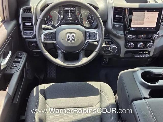 2026 Ram 1500 Warlock Crew Cab 4x4 5'7" Box