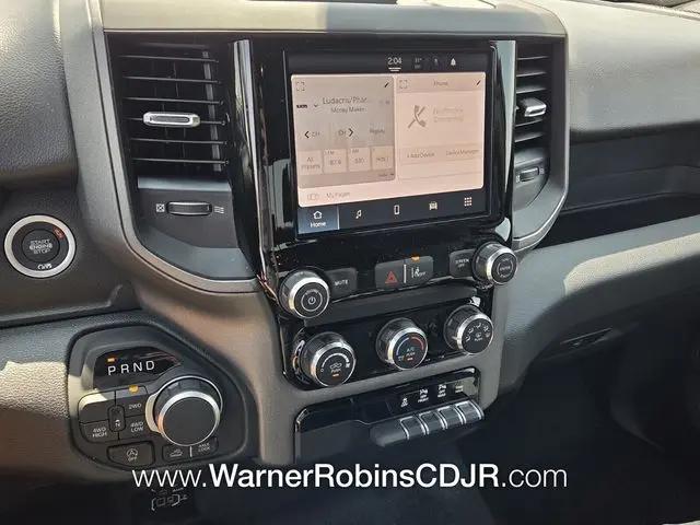 2026 Ram 1500 Warlock Crew Cab 4x4 5'7" Box