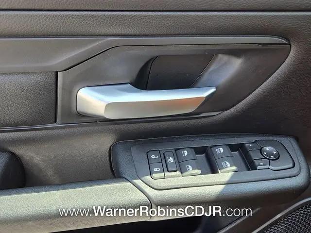 2026 Ram 1500 Warlock Crew Cab 4x4 5'7" Box