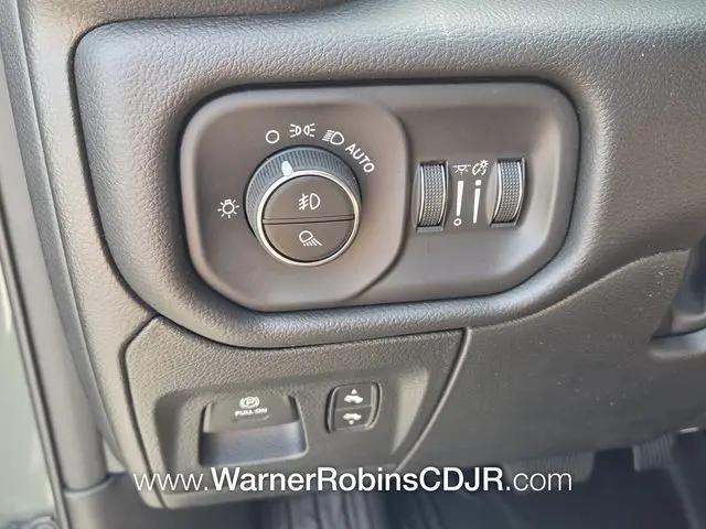 2026 Ram 1500 Big Horn Crew Cab 4x2 57 Box