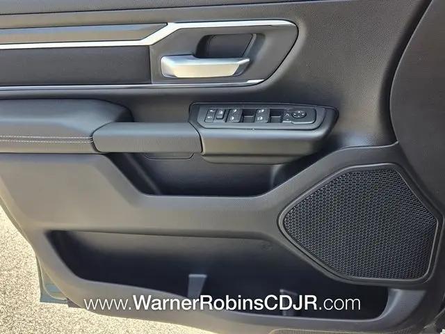 2026 Ram 1500 Big Horn Crew Cab 4x2 57 Box