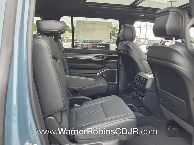 2026 Jeep Grand Wagoneer 4x4