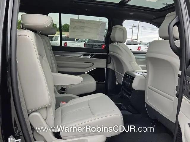 2026 Jeep Grand Wagoneer Limited Altitude 4x4