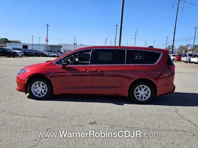 2026 Chrysler Voyager LX