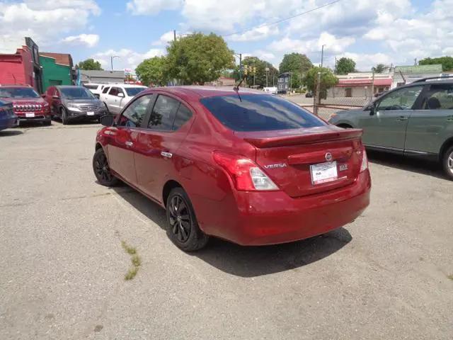 2018 Nissan Versa 1.6 SV