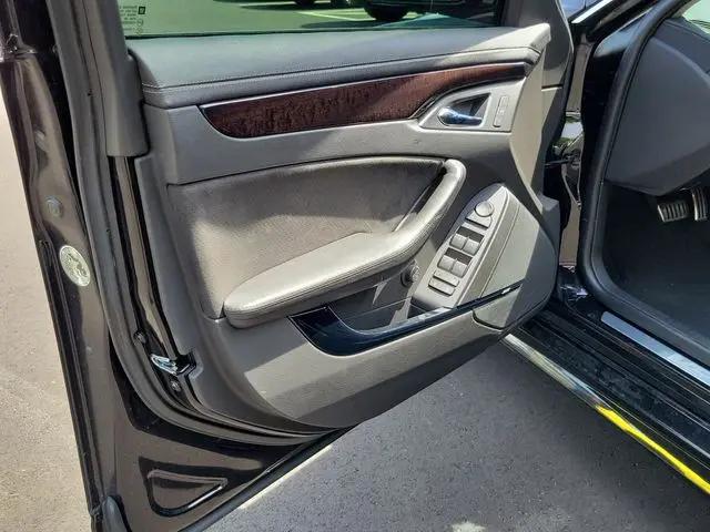 2011 Cadillac CTS-V Standard