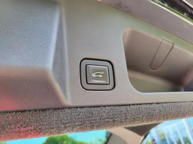 2011 Cadillac CTS-V Standard