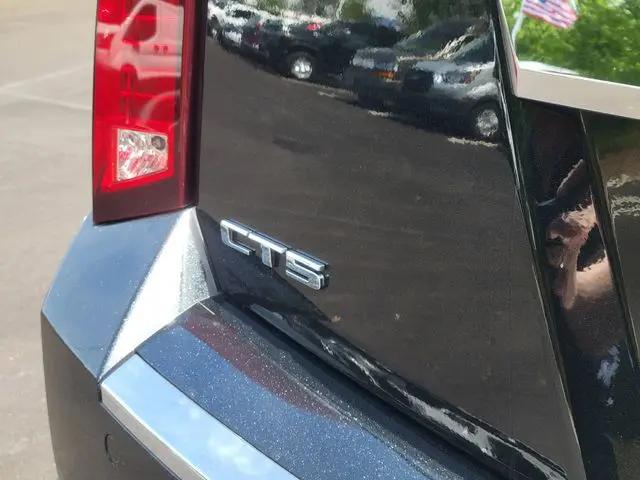 2011 Cadillac CTS-V Standard