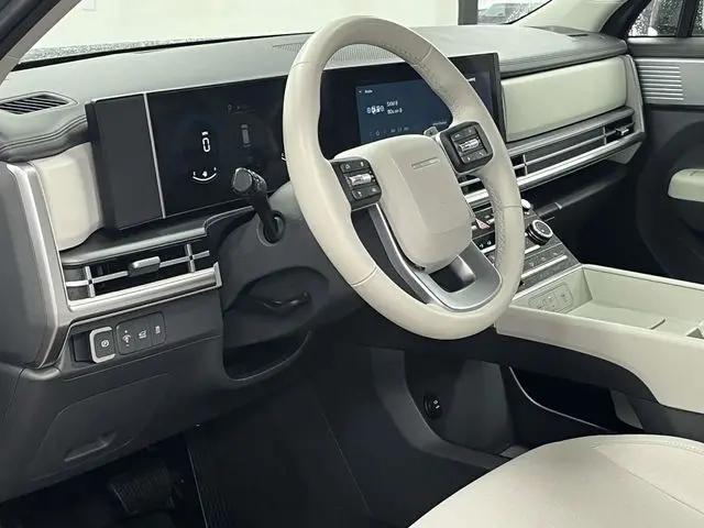 2025 Hyundai Santa Fe SE