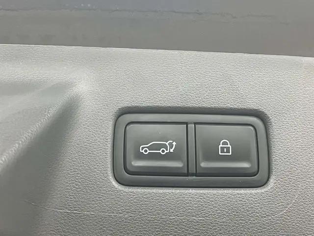 2025 Hyundai Santa Fe SE