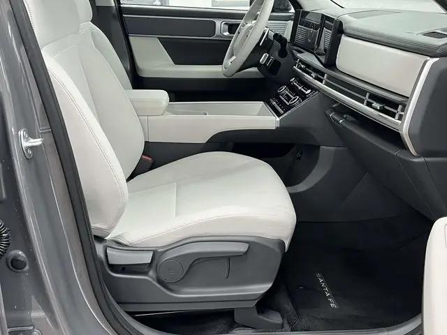 2025 Hyundai Santa Fe SE