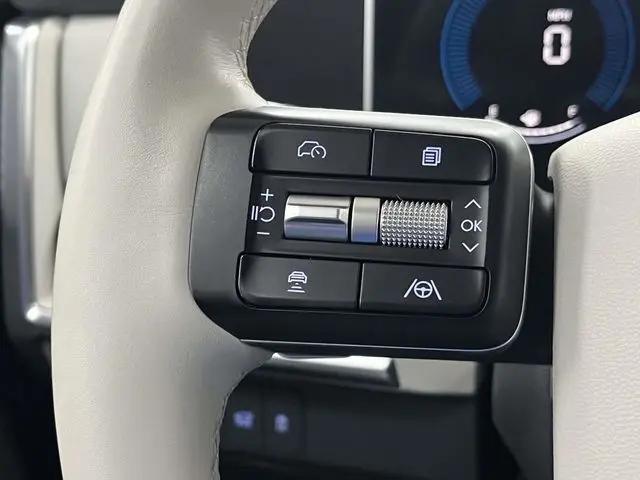 2025 Hyundai Santa Fe SE