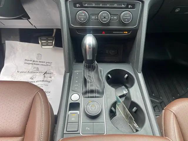 2021 Volkswagen Atlas 3.6L V6 SE w/Technology R-Line