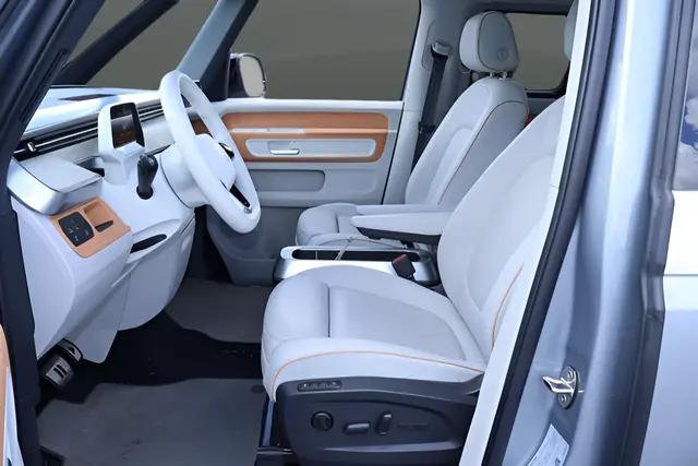 2025 Volkswagen ID. Buzz 1st Edition with 4MOTION