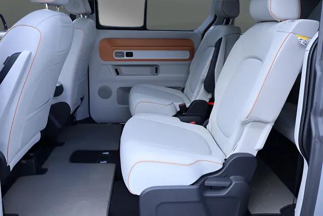 2025 Volkswagen ID. Buzz 1st Edition with 4MOTION
