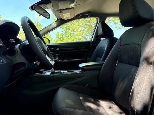 2024 Nissan Altima SV FWD