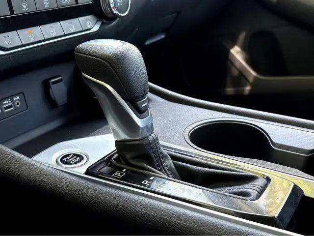 2024 Nissan Altima SV FWD