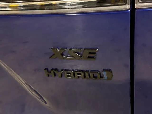 2024 Toyota Corolla Cross Hybrid XSE