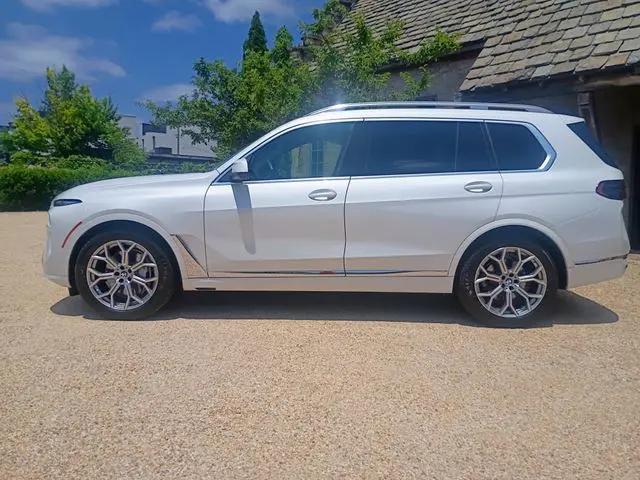 2024 BMW X7 xDrive40i