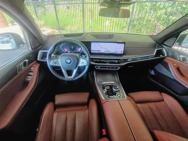 2024 BMW X7 xDrive40i