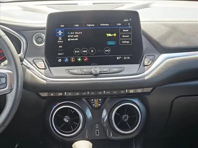 2025 Chevrolet Blazer AWD 2LT