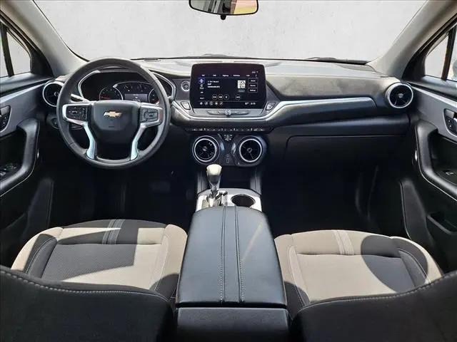2025 Chevrolet Blazer AWD 2LT