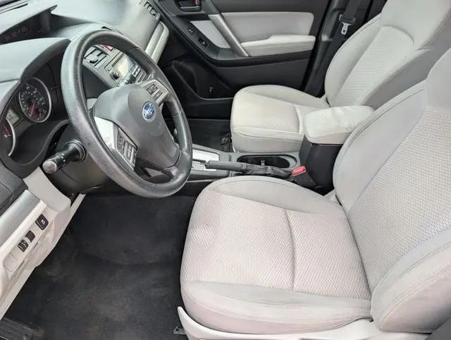 2014 Subaru Forester 2.5i