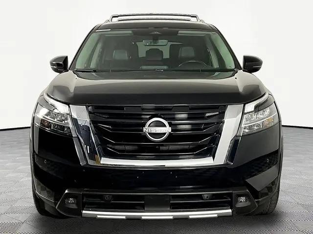 2024 Nissan Pathfinder SL 4WD
