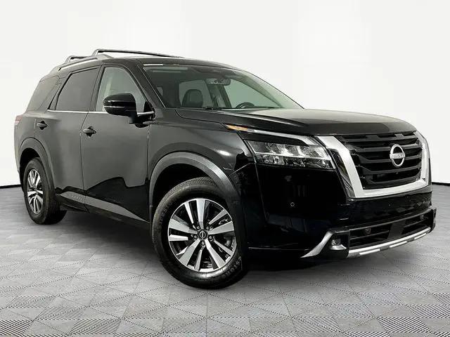 2024 Nissan Pathfinder SL 4WD