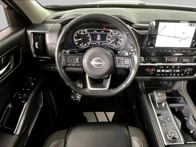 2024 Nissan Pathfinder SL 4WD