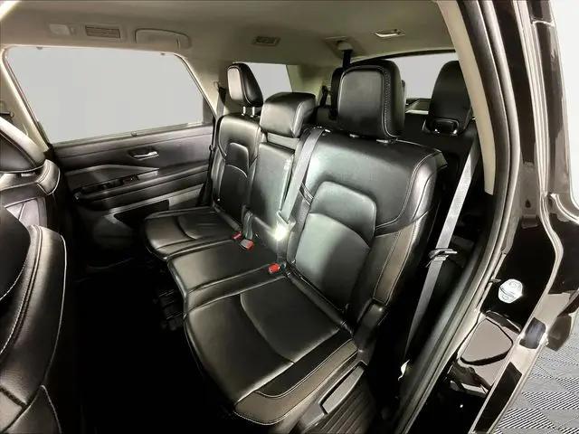 2024 Nissan Pathfinder SL 4WD