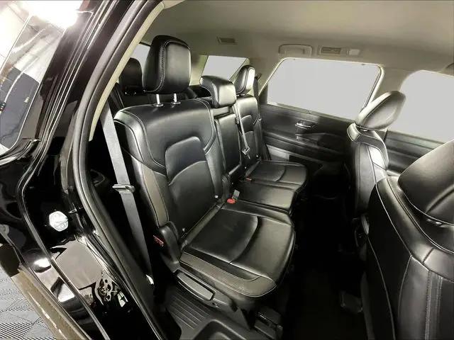 2024 Nissan Pathfinder SL 4WD