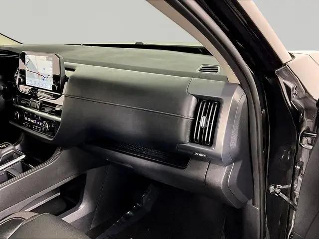 2024 Nissan Pathfinder SL 4WD