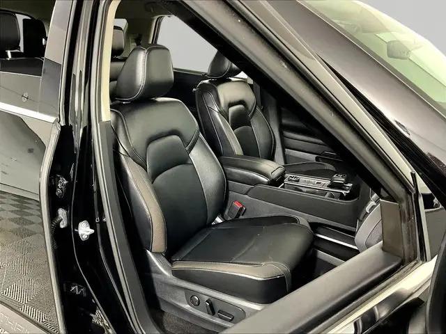 2024 Nissan Pathfinder SL 4WD