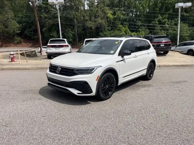 2022 Volkswagen Tiguan 2.0T SE R-Line Black